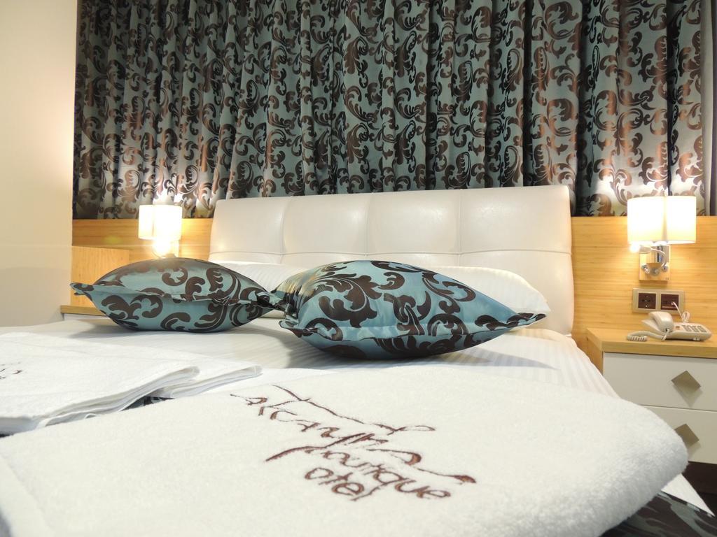 Akcayhan Hotel الغرفة الصورة